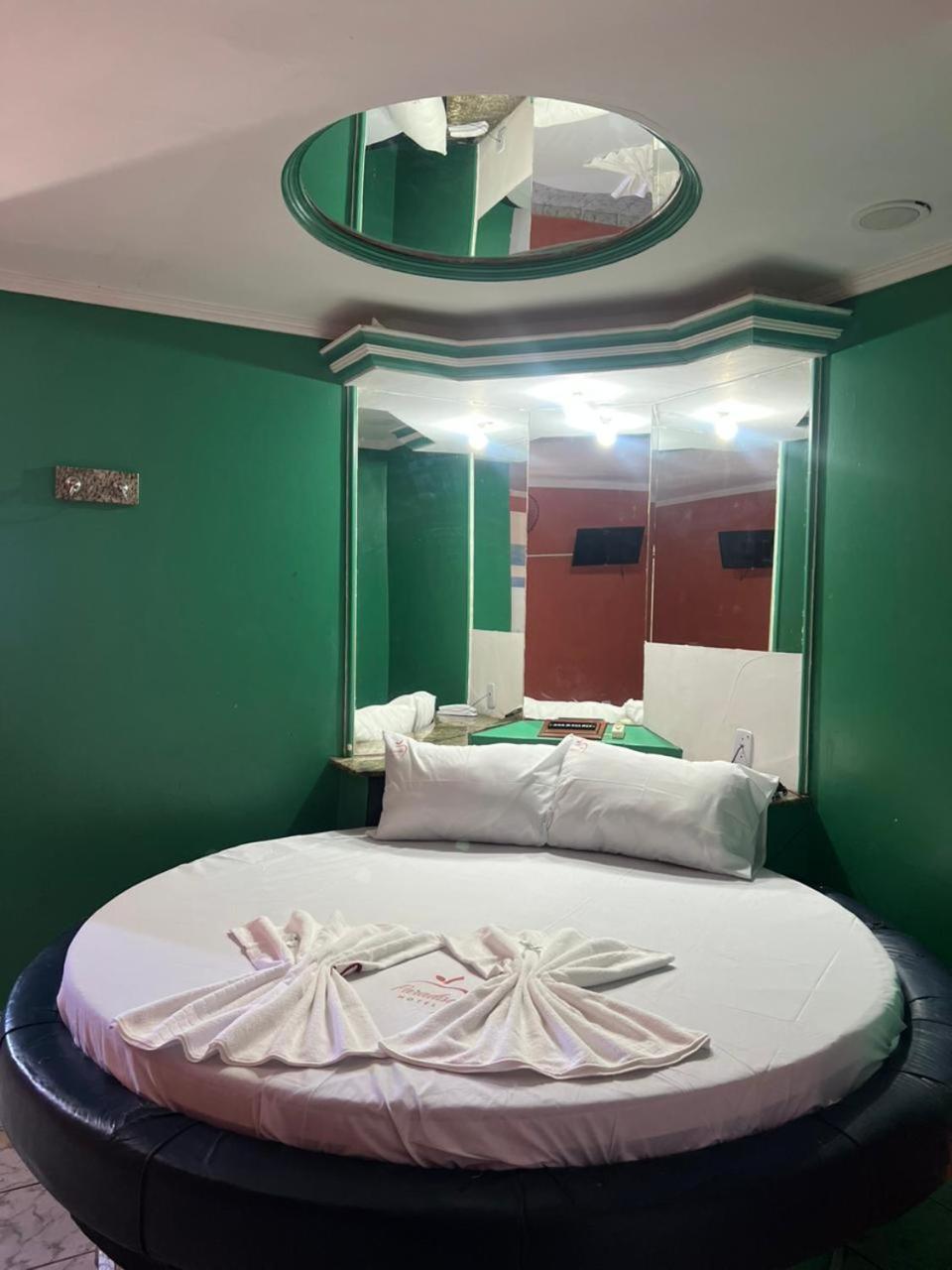 Hotel Paradise Салвадор Екстериор снимка