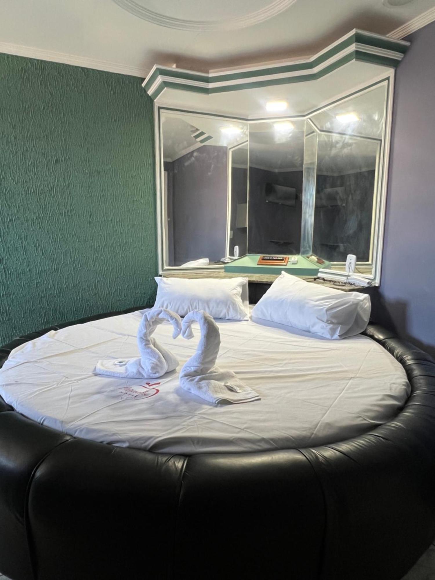 Hotel Paradise Салвадор Екстериор снимка
